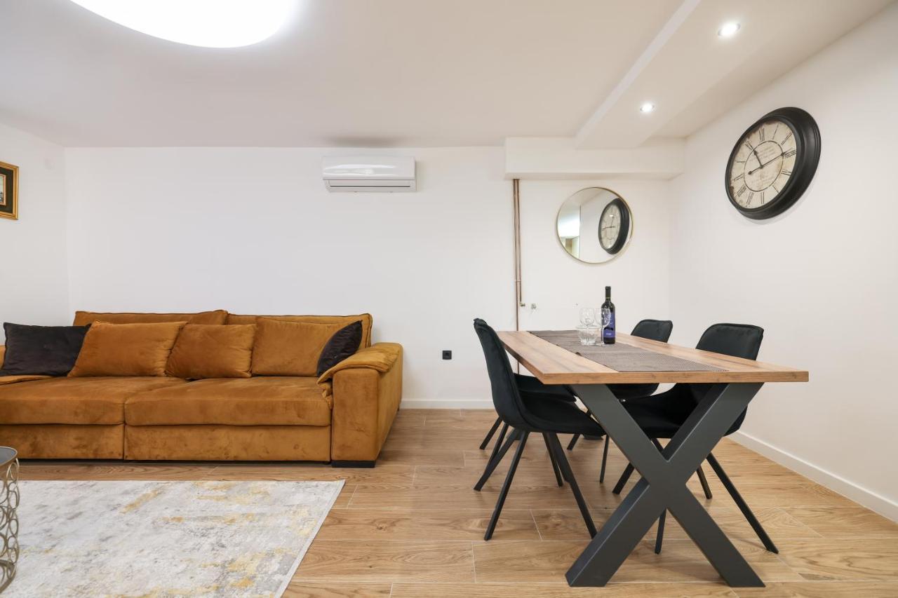 Oscar & Leo Apartments Zadar Bagian luar foto